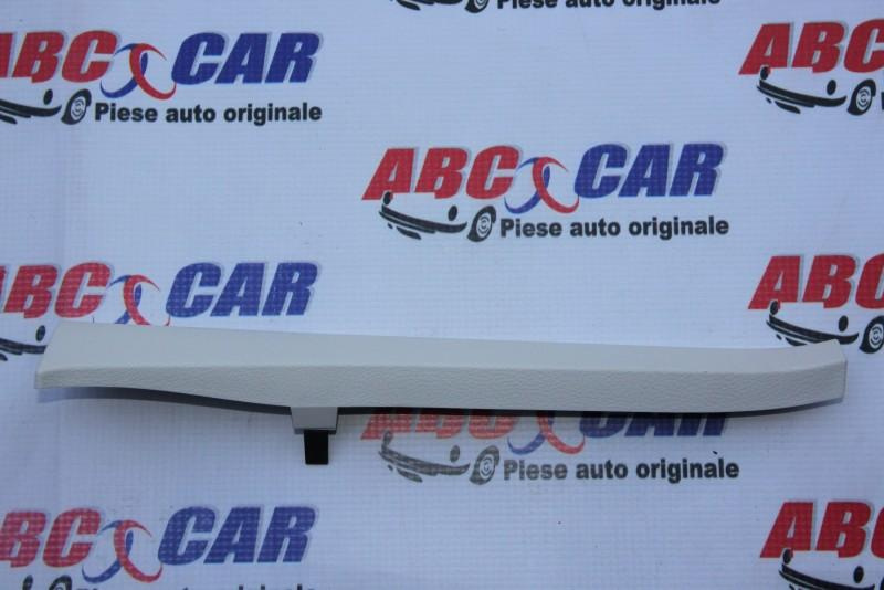 Ornament stanga Volkswagen Touareg 2 2010-2015 7P0868237A