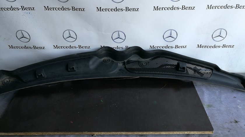 Ornament stergatoare mercedes E CLASS COUPE w207 c207 A2078300213