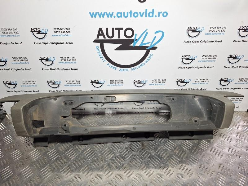 Ornament stop dreapta spate Opel Vivaro 2001-2006 93857722
