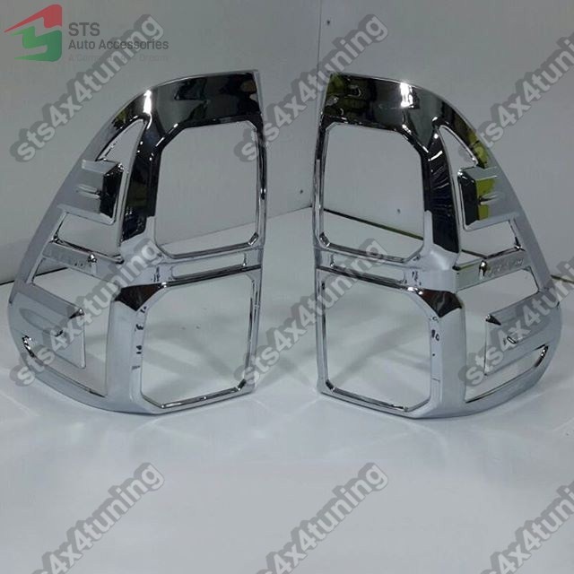 ORNAMENT STOPURI CROMATE TOYOTA HILUX REVO 2016-2018 [V4]