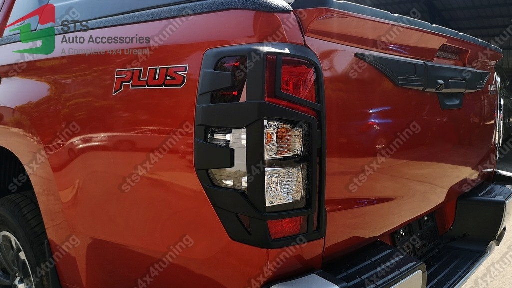 ORNAMENT STOPURI MITSUBISHI L200 TRITON 2019-2020 MB [V1]