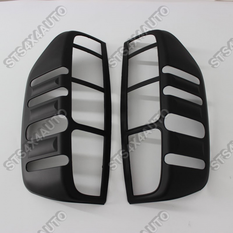 ORNAMENT STOPURI PENTRU NISSAN NAVARA D40 2005-2014 MB [V1]
