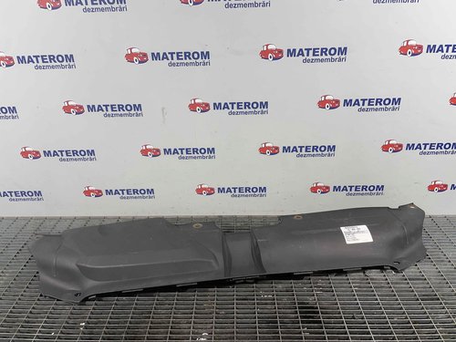 ORNAMENT SUB CAPOTA FATA AUDI A5 3.0 TDI - (2007 2011)
