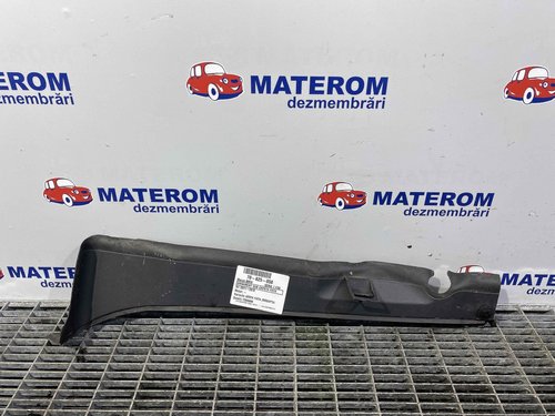 ORNAMENT SUB CAPOTA FATA BMW SERIA 1 F20 - - (2011 2015)