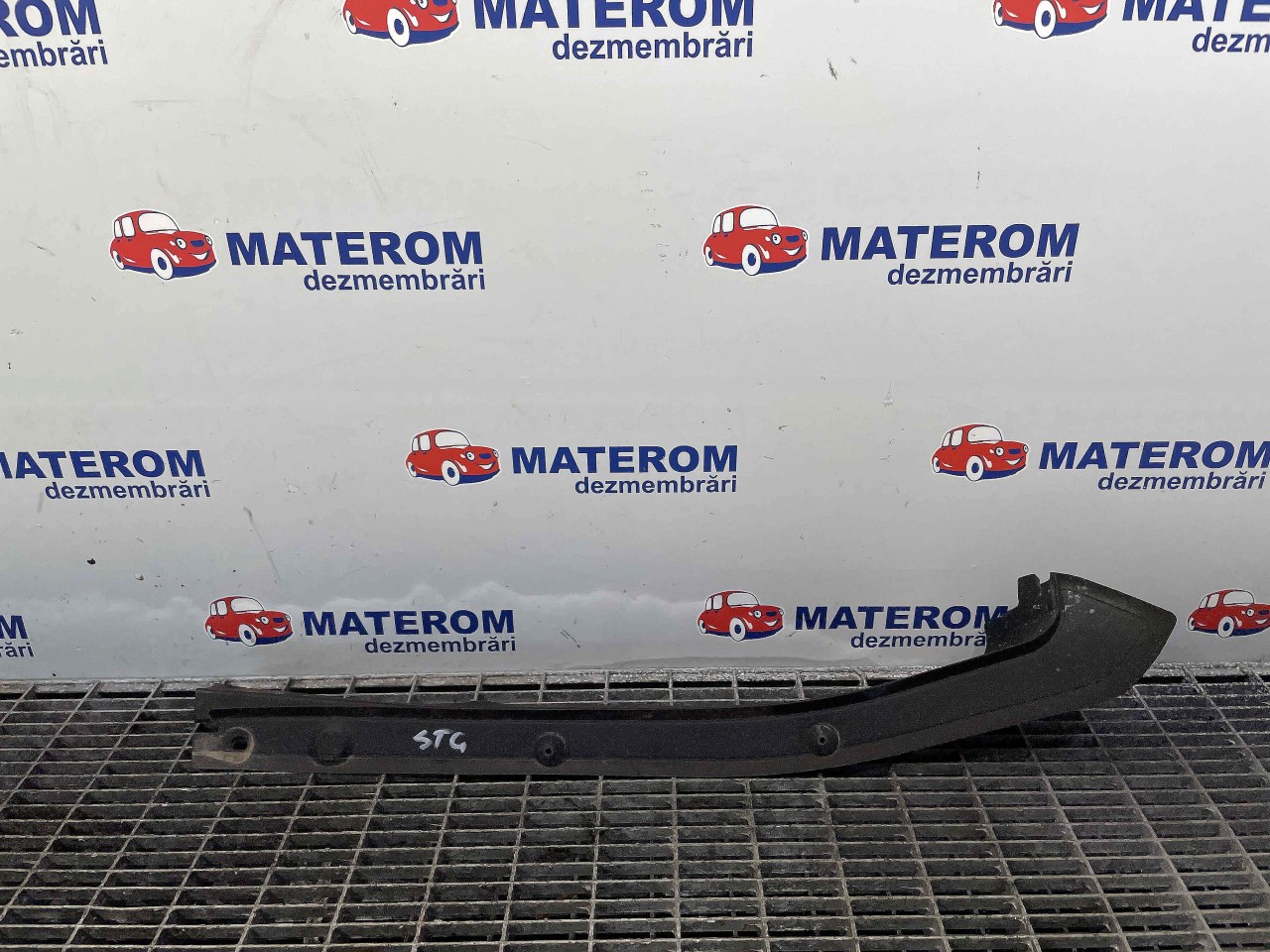 ORNAMENT SUB CAPOTA FATA BMW SERIA 3 F 30 SERIA 3 F 30 - - (2011 2018)
