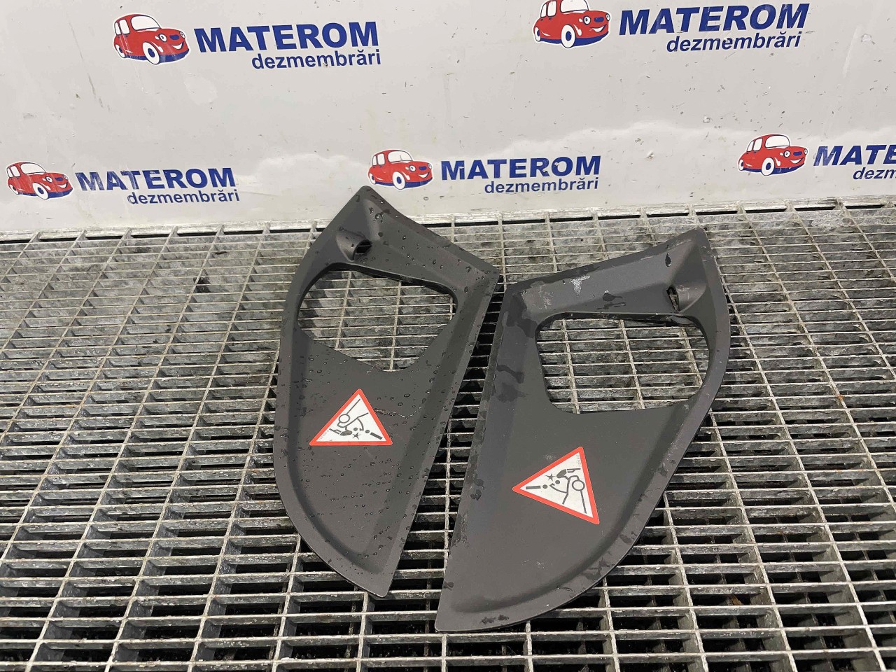 ORNAMENT SUB CAPOTA FATA BMW SERIA 5 F 10 - - (2010 2014)