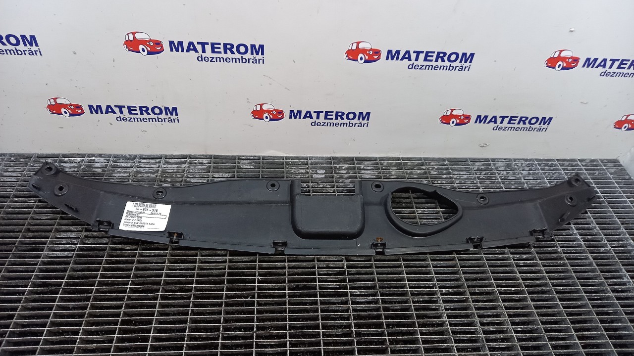 ORNAMENT SUB CAPOTA FATA HYUNDAI SANTA FE SANTA FE 2.2 CRDI - (2006 2012)