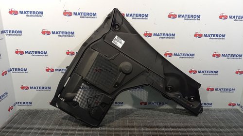 ORNAMENT SUB CAPOTA FATA MERCEDES C-CLASS - - (2014 2018)