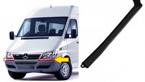 Ornament Sub Far Stanga Am Mercedes-Benz Sprinter ...