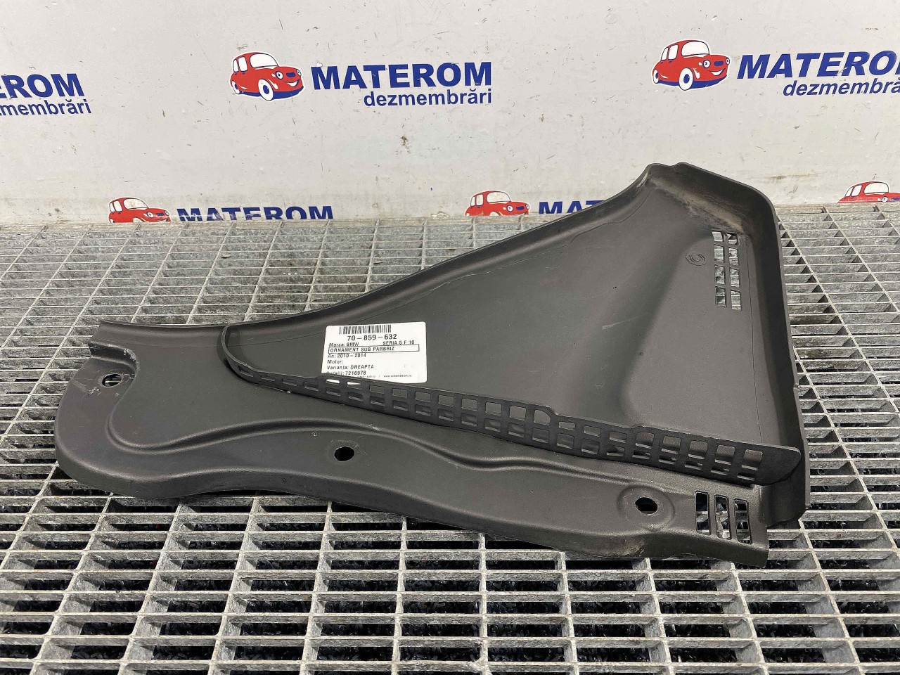 ORNAMENT SUB PARBRIZ BMW SERIA 5 F 10 - - (2010 2014)