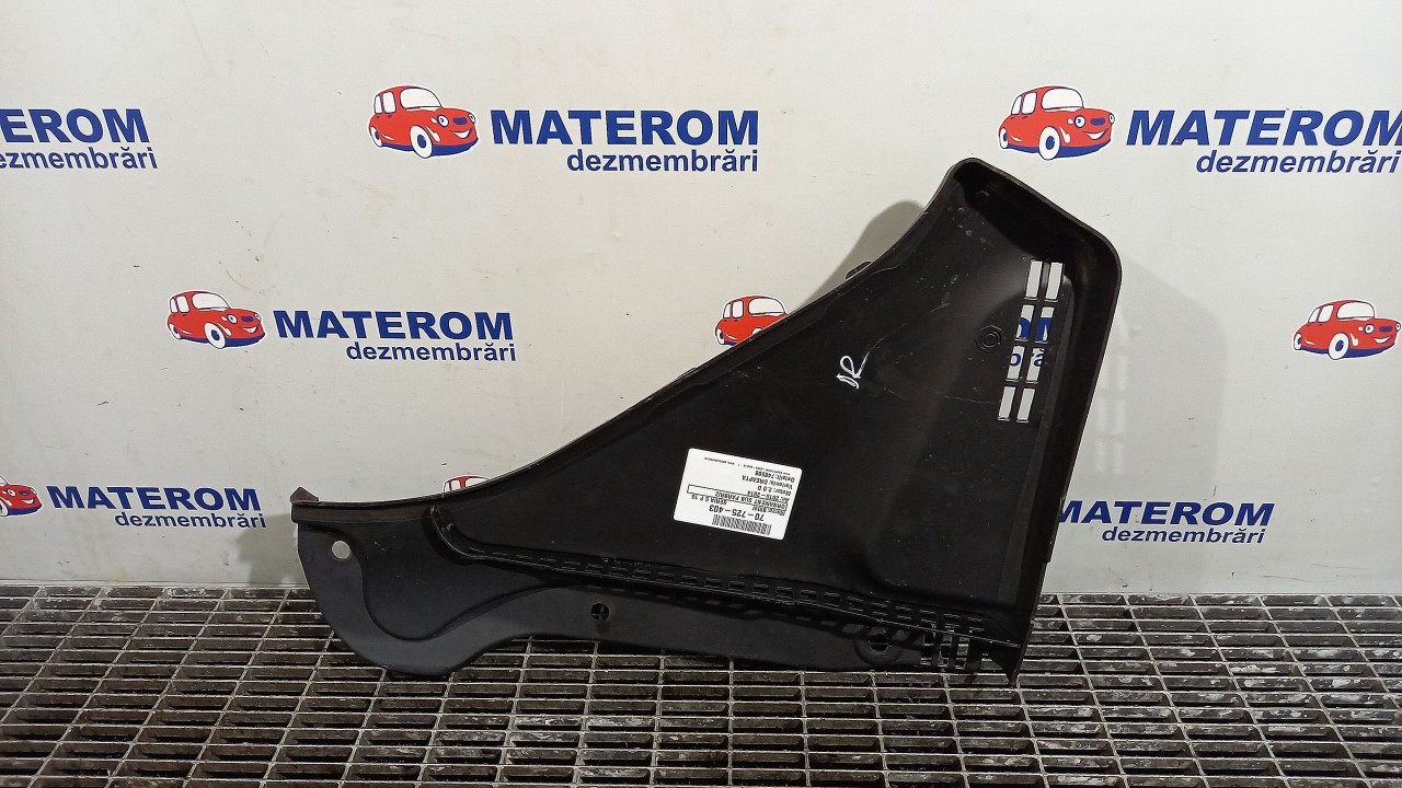ORNAMENT SUB PARBRIZ BMW SERIA 5 F 10 SERIA 5 F 10 2.0 D - (2010 2014)