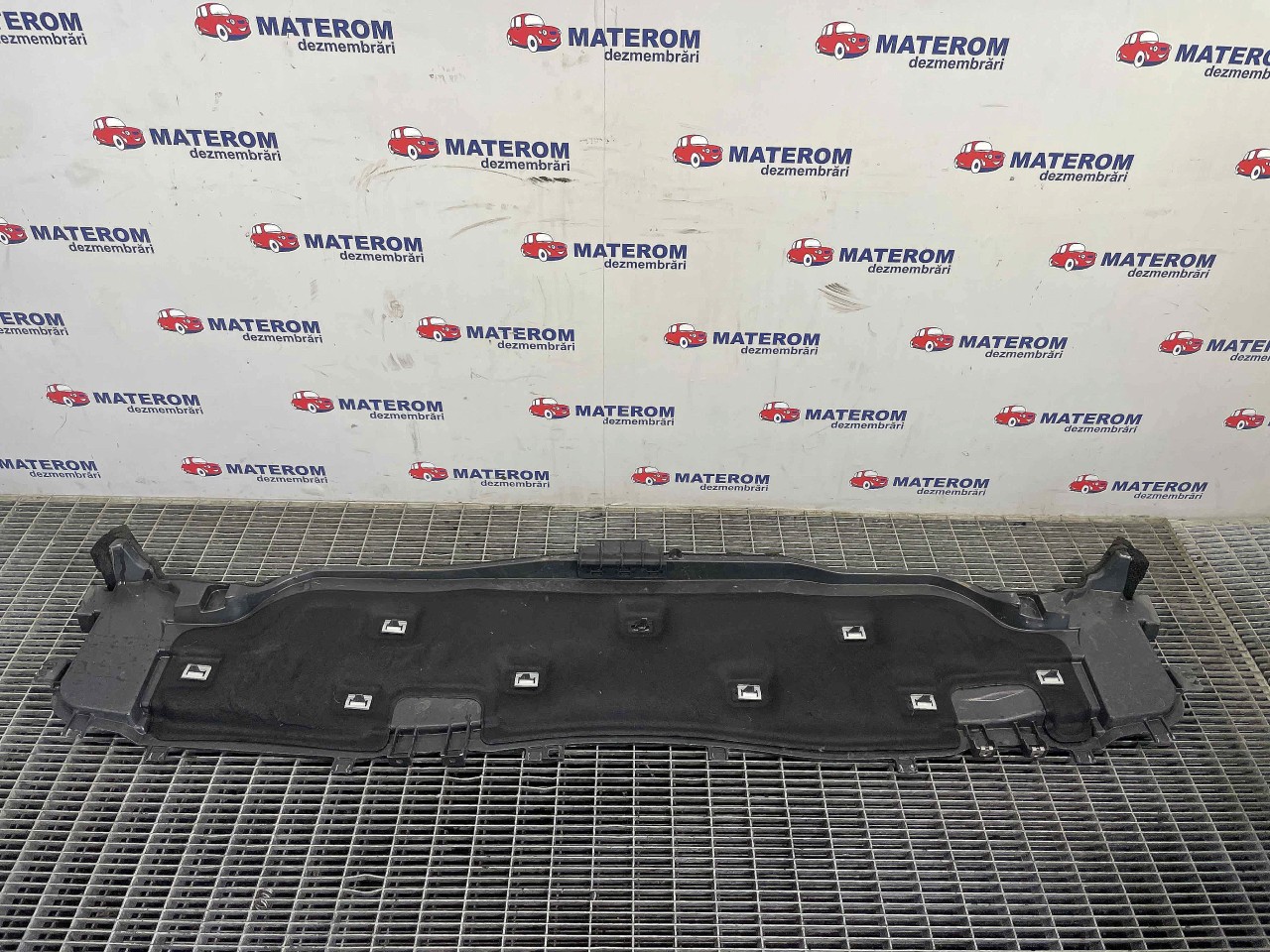 ORNAMENT SUB PARBRIZ FORD KUGA 2.0 TDCI - (2012 2019)