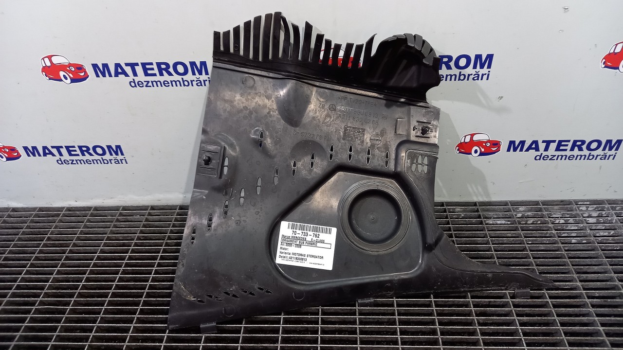 ORNAMENT SUB PARBRIZ MERCEDES E-CLASS - - (2005 2009)