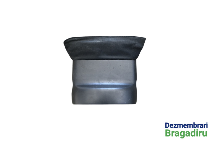 Ornament superior coloana volan Cod: 1K0858560, 1K0858565 1K0858560, 1K0858565 Volkswagen VW Golf 5 [2003 - 2009] Hatchback 3-usi 1.9 TDI 6DSG (105 hp) Cod motor: BKC, Cod cutie: HLH, Cod culoare: LA6Q