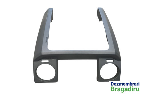 Ornament / Suport grile ventilatie bord centru Cod: FAE500012XXX FAE500012XXX Land Rover Discovery 3...