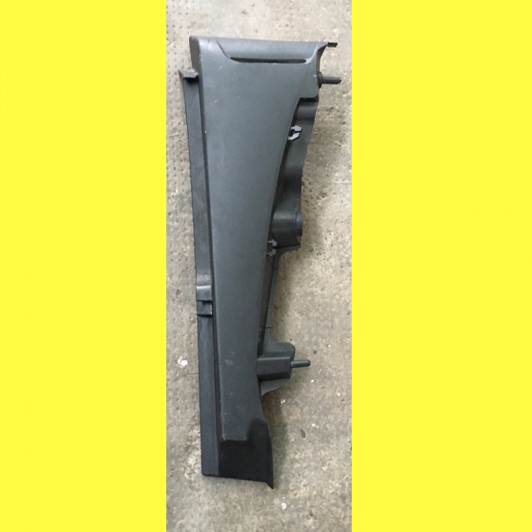 Ornament suport polita dreapta Skoda Octavia 2 [facelift] [2008 - 2013] Liftback 5-usi 1.6 TDI MT (105 hp) (1Z3)