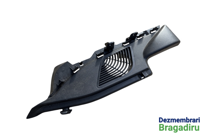 Ornament / Suport polita portbagaj stanga Cod: 7221043 7221043 BMW Seria 1 F20/F21 [2011 - 2015] Hatchback 5-usi 120d MT (184 hp) Pachet M Cod motor: N47D20C