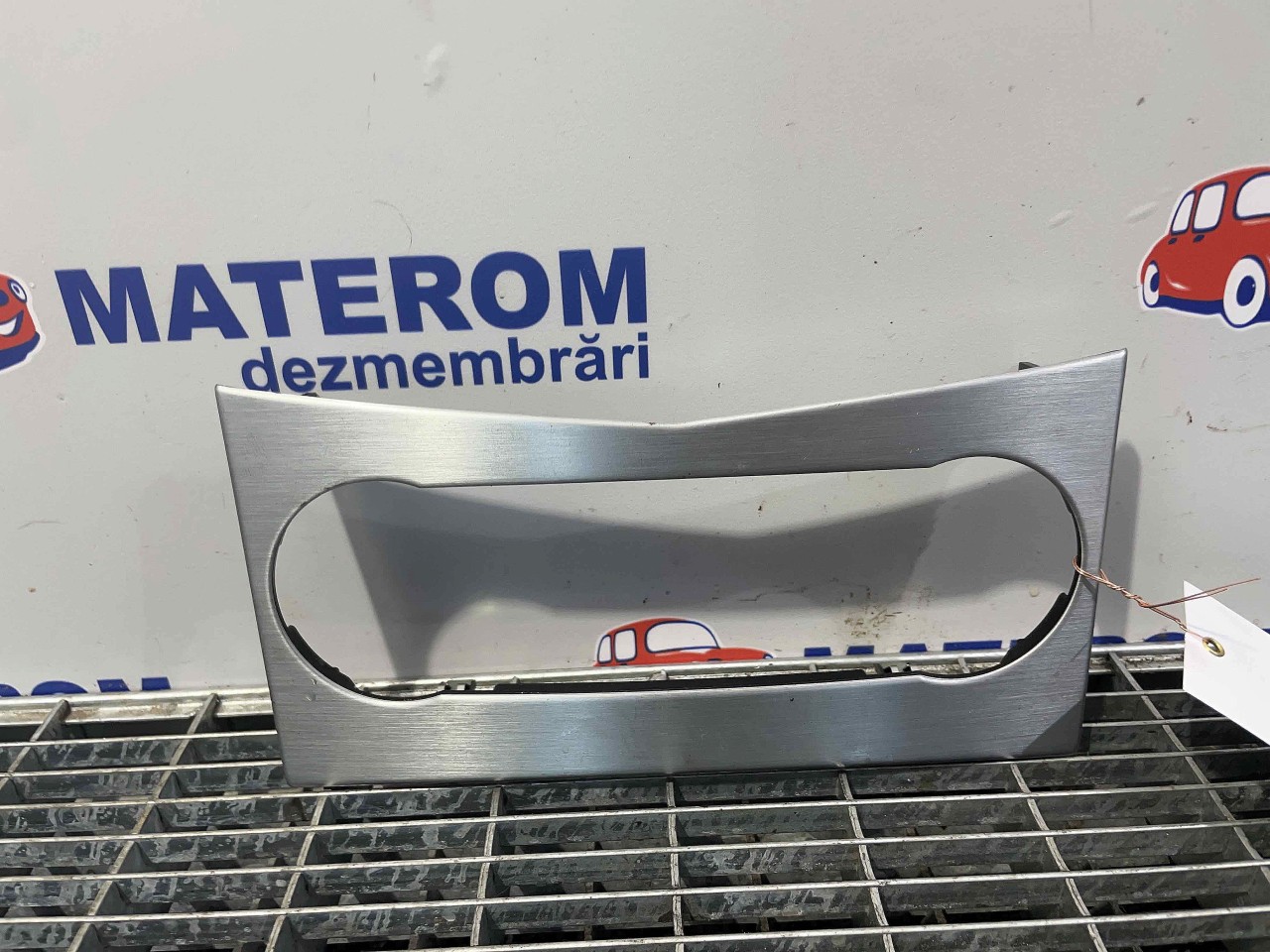 ORNAMENT TABLOU INCALZIRE MERCEDES C-CLASS C-CLASS - - (2007 2011)