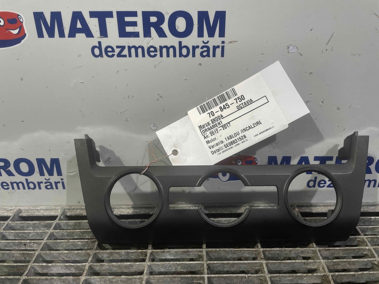 ORNAMENT TABLOU INCALZIRE SKODA OCTAVIA 