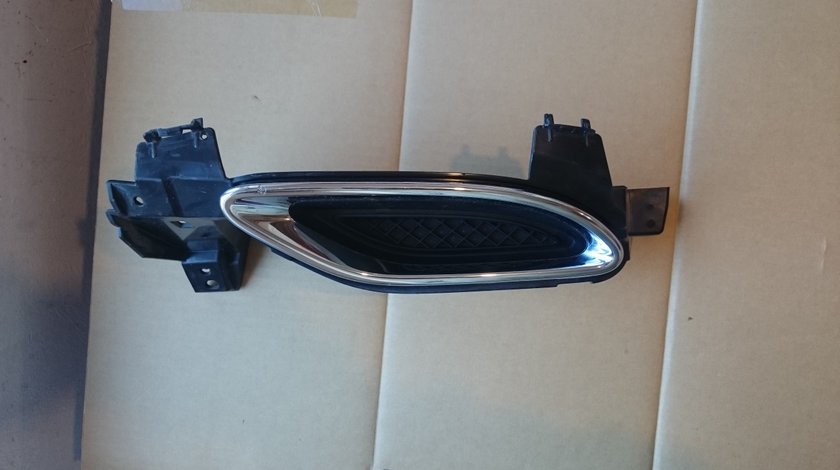 Ornament toba dreapta bara spate Mercedes E-Class W213 AMG (2014-2017) cod A2138855201