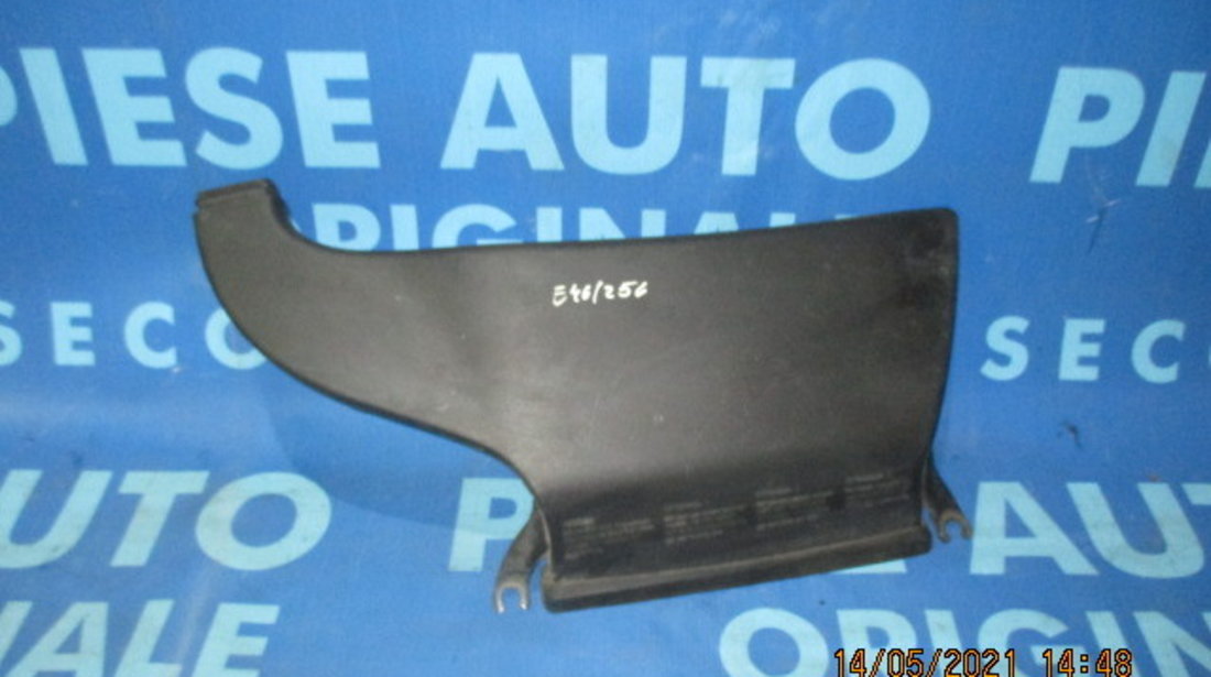 Ornament trager BMW E46 2000; 2249880