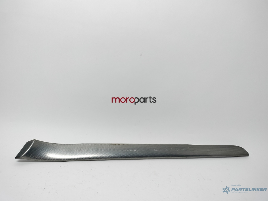 Ornament treem usa Audi A4 8E 2002 2003 Avant / Sedan OEM 8E0867409