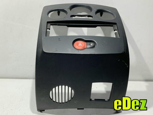 Ornament / trim bord cu buton avarie Renault Clio 3 (2005-2009) 8200214896A