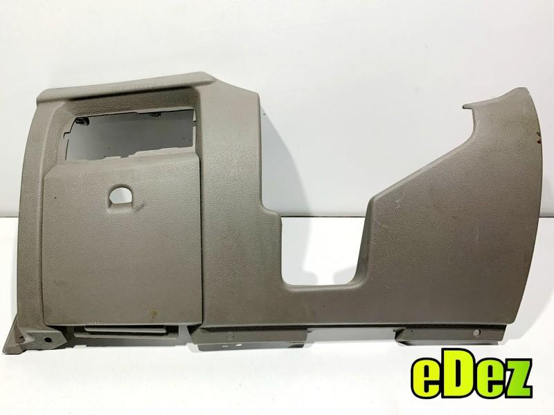 Ornament / trim bord Renault Megane 3 (2008-2012) 689210008R