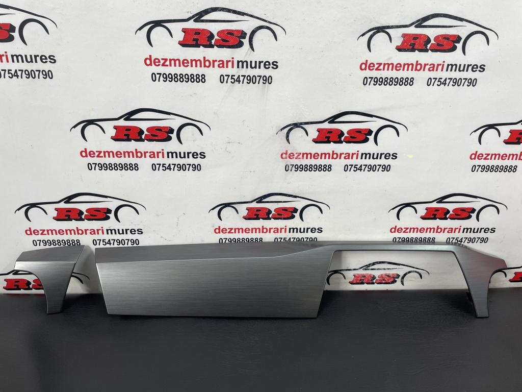 Ornament trim bord Skoda Fabia sedan 2016 (6V1858418A)