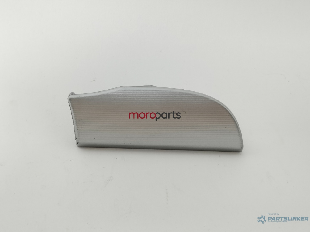 Ornament trim bord Volkswagen Golf 6 (5K1) Hatchback 2011 1.4 TSI OEM 5K1858418B