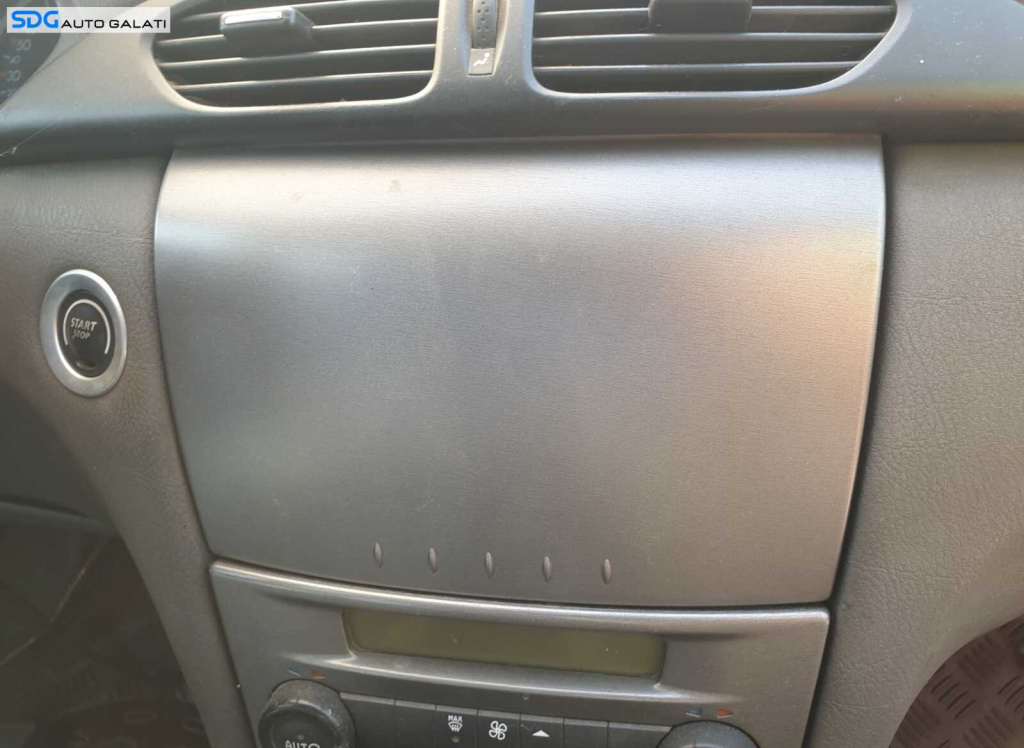 Ornament Trim Capac Unitate Radio Renault Laguna 2 2001 - 2007