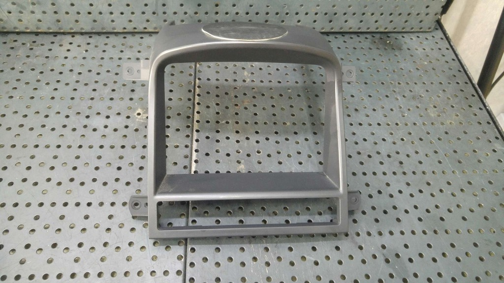 Ornament trim consola centrala chevrolet captiva c100 c140 96435755
