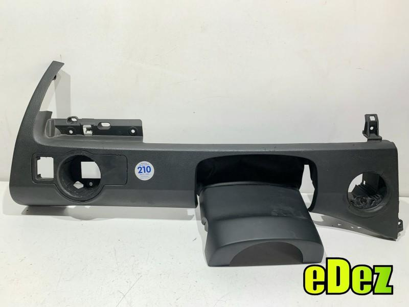 Ornament / trim plansa bord Volkswagen Passat B7 (2010-2014) 3C1857200