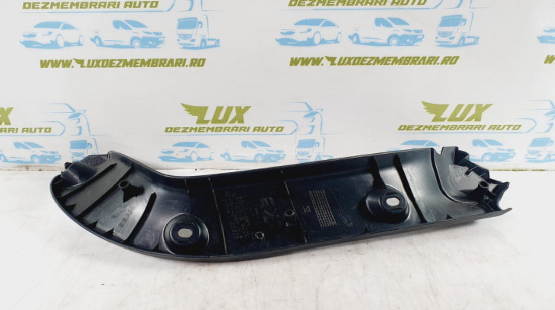 Ornament trim stanga portbagaj 909031ka2a Nissan Juke YF15 [2010 - 2014]