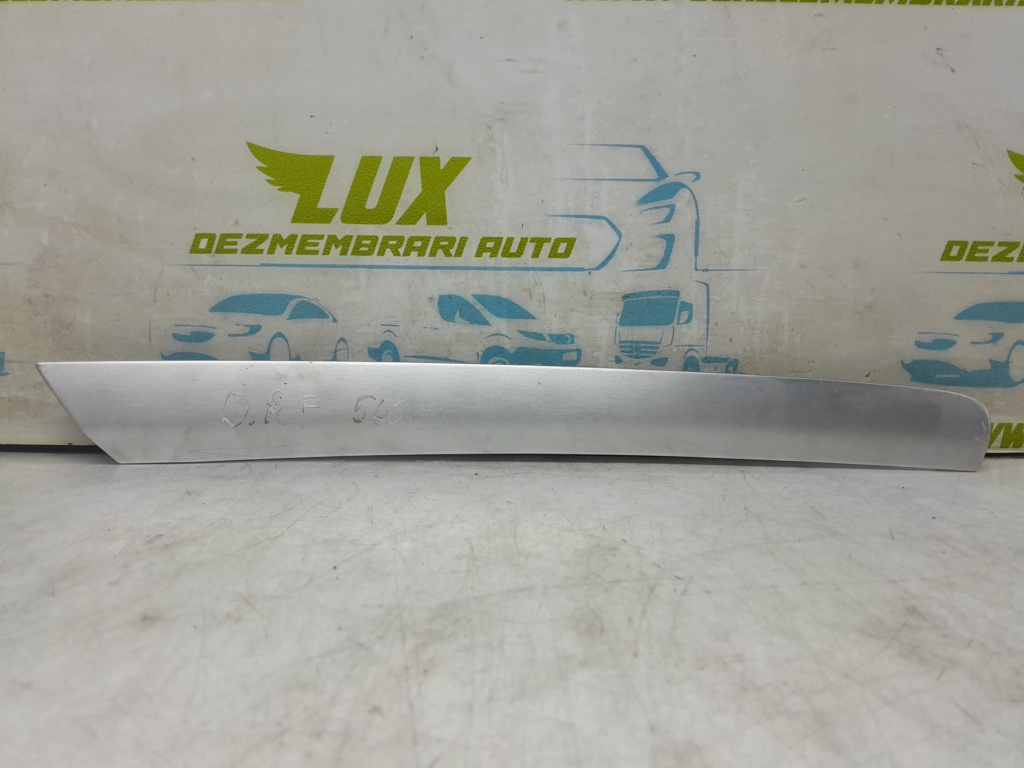 Ornament trim usa dreapta fata A1647200422 Mercedes-Benz ML W164 [2005 - 2008] 3.0 cdi 642940