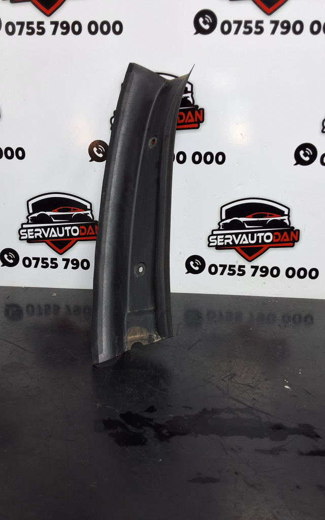 Ornament tripla Mercedes-Benz GL (2013-2019) [x166] 3.0 Motorina 2013, A1666900364 / STANGA