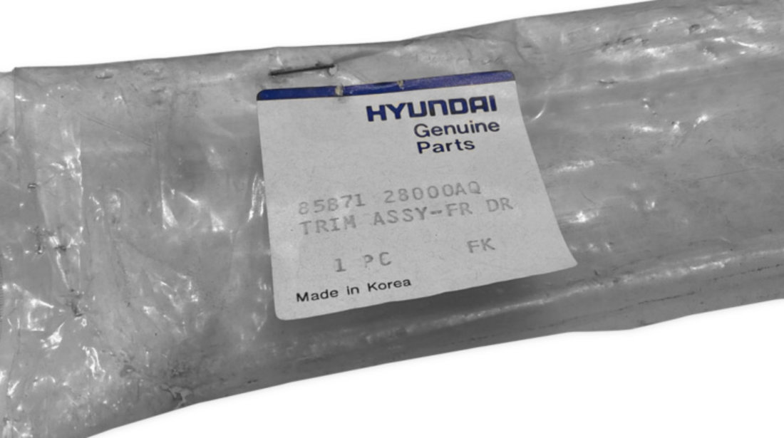 Ornament Usa Fata Stanga Oe Hyundai 8587128000AQ