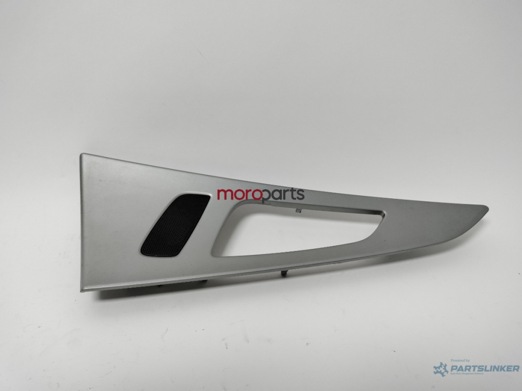 Ornament usa stanga spate ​Audi A6 C7 (4G5) avant 2013 3.0 TDI OEM 4G0867419