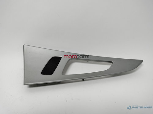 Ornament usa stanga spate ​Audi A6 C7 (4G5) avant 2013 3.0 TDI OEM 4G0867419