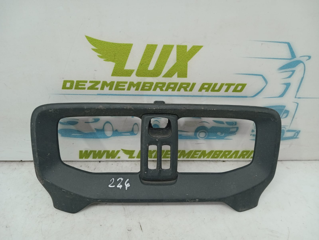 Ornament Volvo V40 2 [2012 - 2016] D4162T