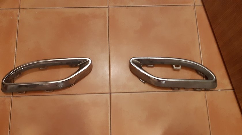 Ornamente Bara spate Mercedes Cod A2058852221 , A0008850274
