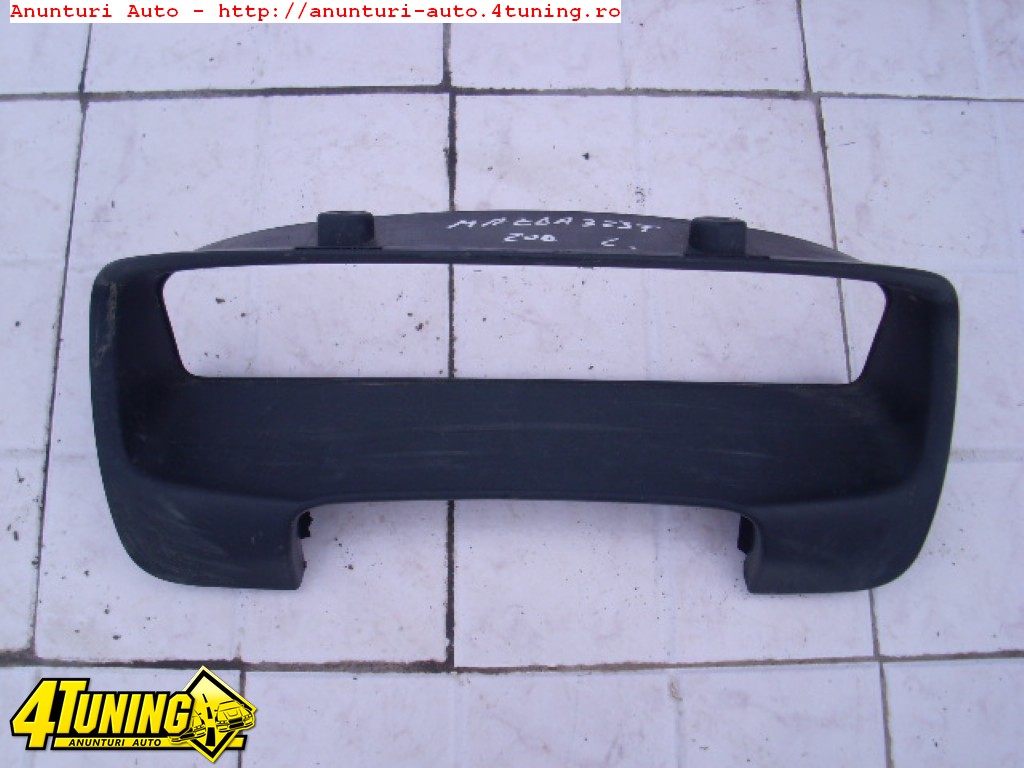Ornamente bord Mazda 323F