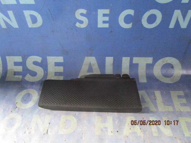 Ornamente interior VW Golf Plus 2005;  1K1864777B (odihnitor picior)