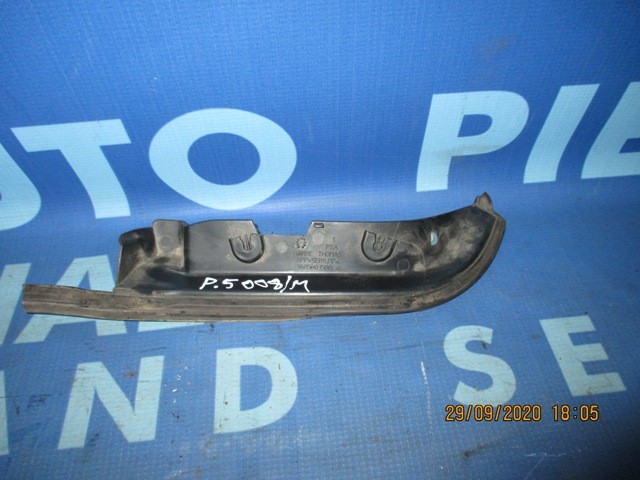 Ornamente lampa spate Peugeot 5008; 9685603580