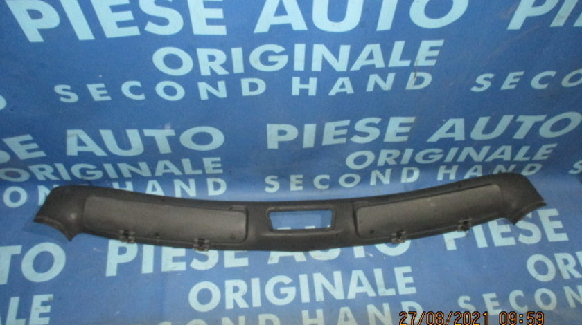 Ornamente parbriz Opel Astra G (cu parasolare)