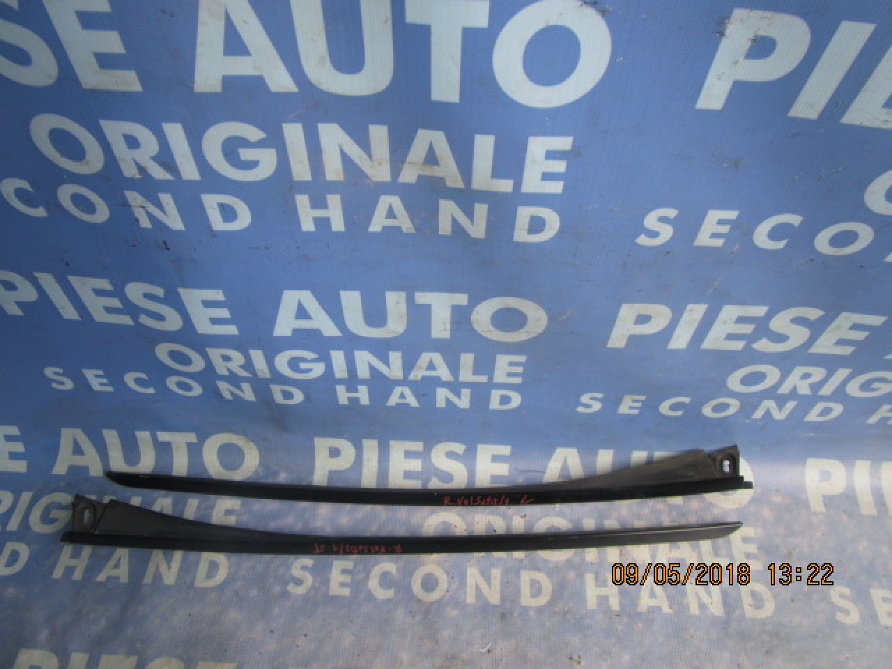 Ornamente parbriz Renault Vel Satis