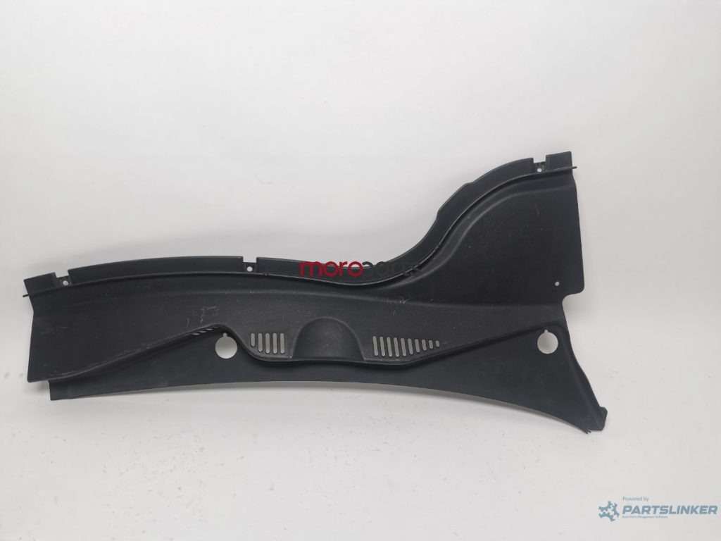 Ornamente parbriz VOLKSWAGEN PASSAT Variant 3C5 2005 - 2011 TDI 16V BKP, CBAB 3C2819404B