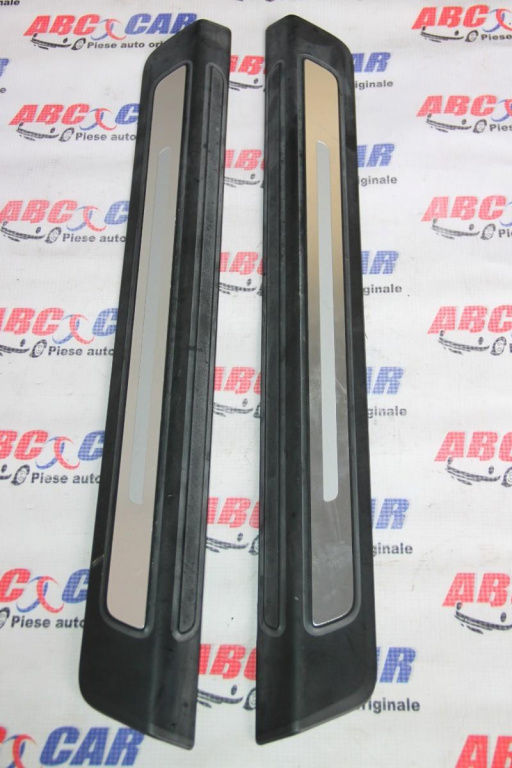 Ornamente prag dreapta fata Audi Q5 2017-> 80A 80A853374