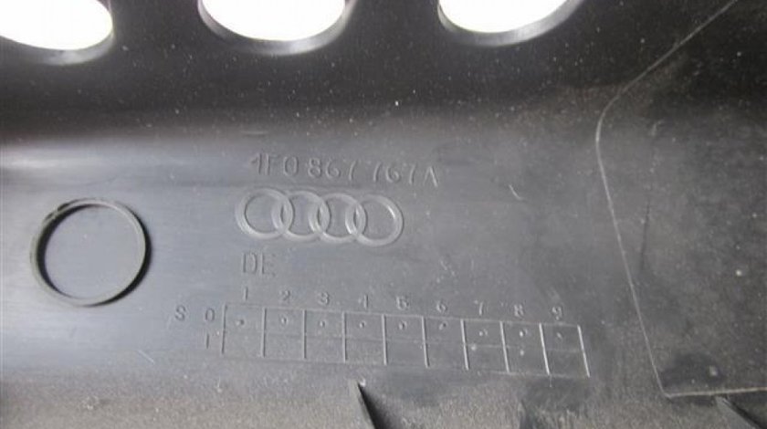 Ornamente prag /stalp (Ornamentee baghete spate) Audi cod 4F0867767A