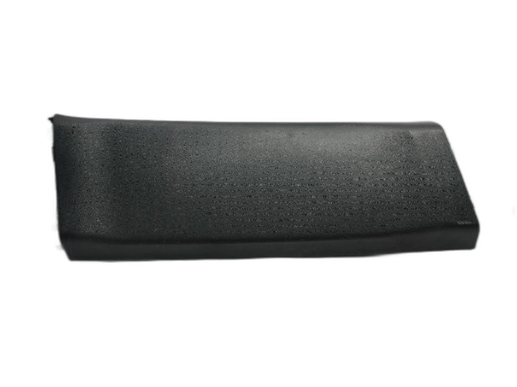 Ornamente SEAT IBIZA IV (6L1) [ 2002 - 2009 ] 16V (AUB, BBZ) 74KW|100HP OEM 6L4867240C 6L4 867 240 C